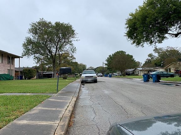 4th image of 5235 Cinderella St