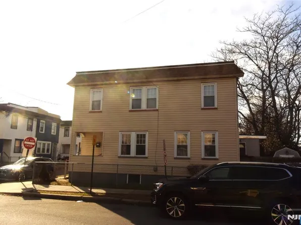 241 Guard Pl, Pleasantville, NJ 08232