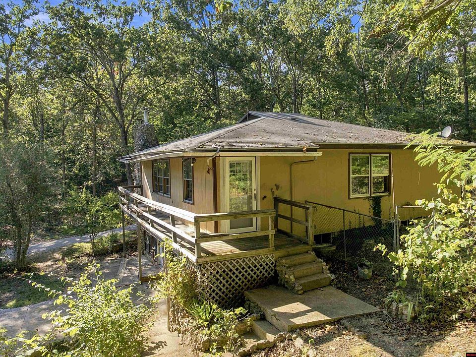 31st image of 542 Capewood Ln
