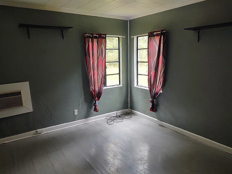 8740 Salem Rd — Photo 7