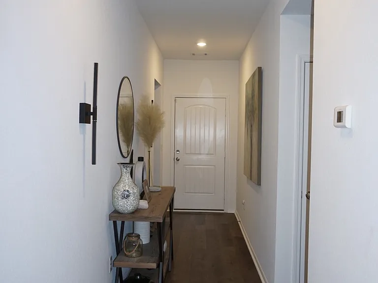 1487 Meadows Dr — Photo 27