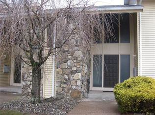 175 Homestead St APT F2, Manchester, CT 06042