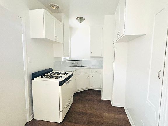 2nd image of 611 N Olive St #6