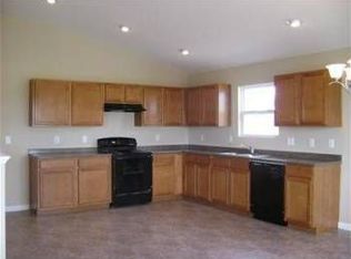 1715 Grovenberg Ct, Vicksburg, MI 49097