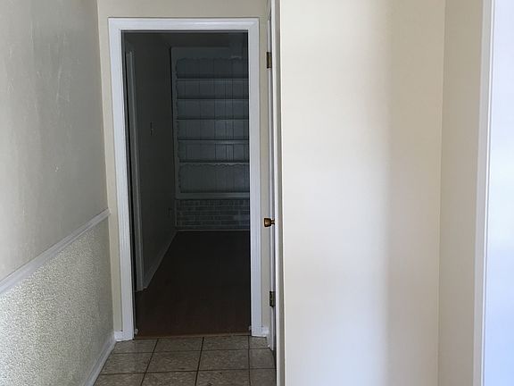 4th image of 5621 Marbury Dr