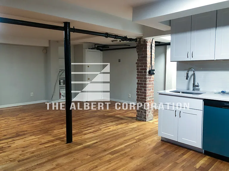 1400 Commonwealth Ave #1 — Photo 6