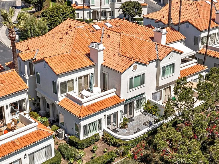 82 Tennis Villas Dr — Photo 6