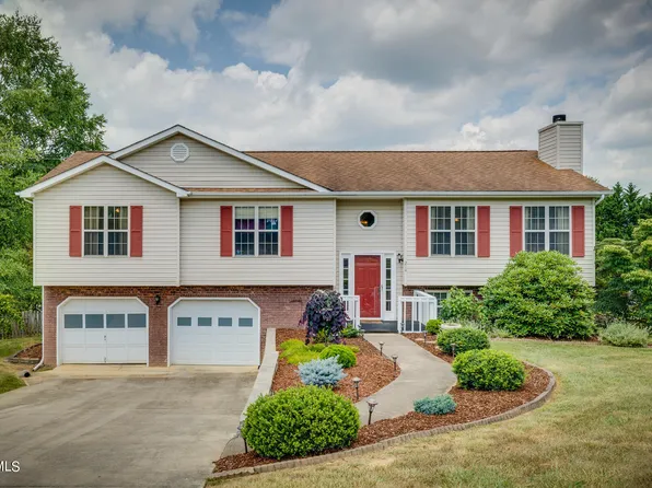 214 Pickens Rd, Kingsport, TN 37663
