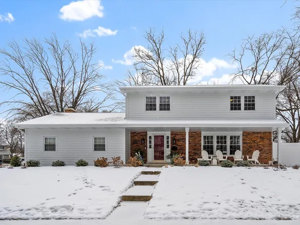 88 Bunting Ln, Naperville, IL 60565