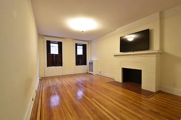 Rented by (Legacy) NY Quality Living Uptown | media 19