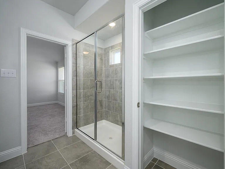 501 Amenduni Ln — Photo 9