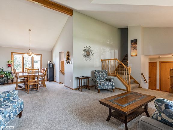 5th image of 8030 Highfield Ct