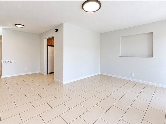 2nd image of 5715 Hayes St #5715