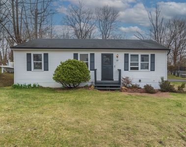17 High Street, New Milford, CT, 06776