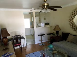 903 N Formosa Ave, Los Angeles, CA 90046