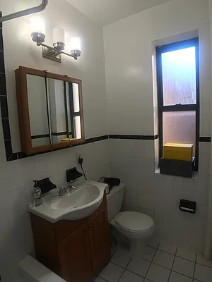 Rented by Charles Coutinho LLC | media 71