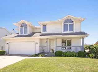 613 E Kentucky Ave, Indianola, IA 50125