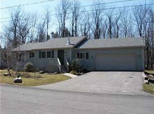 5420 Niemeyer Rd, Erie, PA 16509