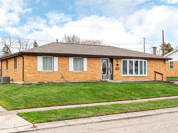 3rd image of 7238 Belle Plain Dr