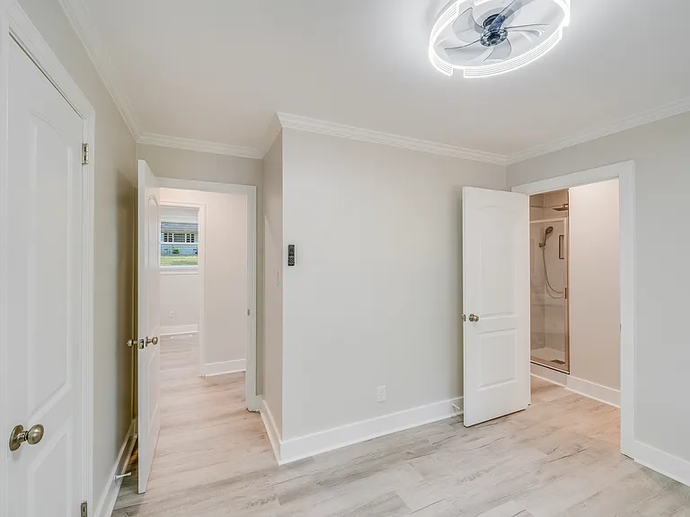 1719 Academy St — Photo 13
