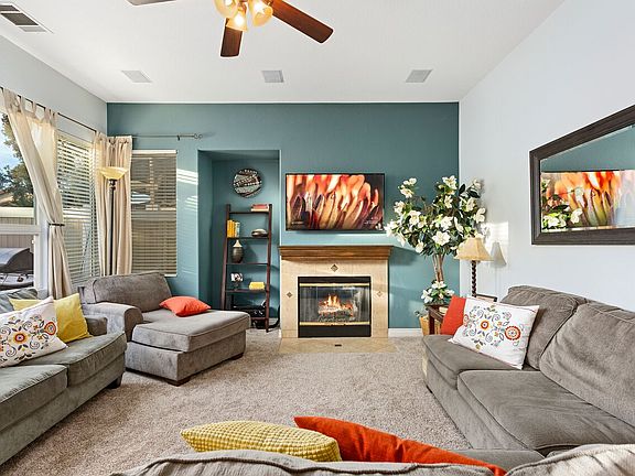 4th image of 29621 Painted Desert Dr