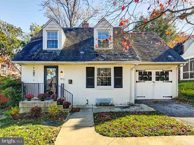 913 Adana Rd, Baltimore, MD, 21208