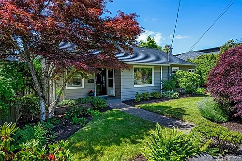 2607 31st Ave W Photo 1