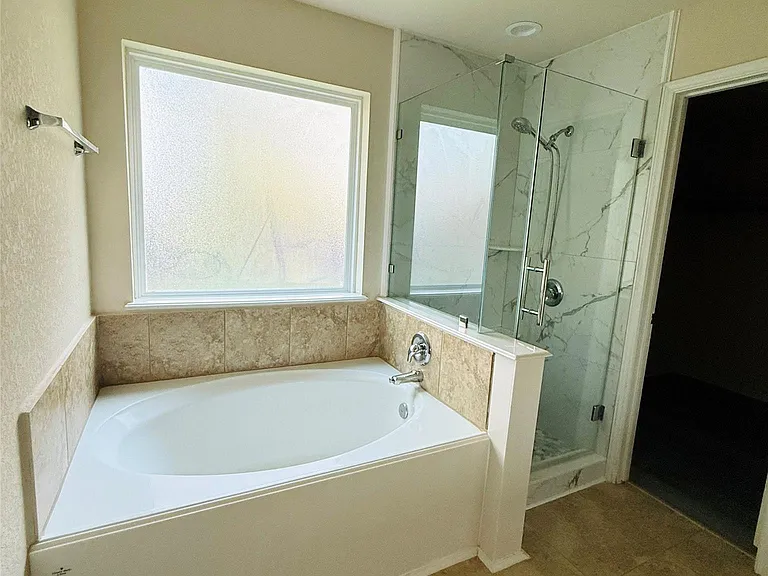 19130 Clevera Walk Ln — Photo 14