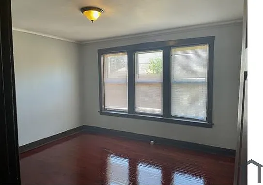 5611 W Le Moyne St — Photo 8