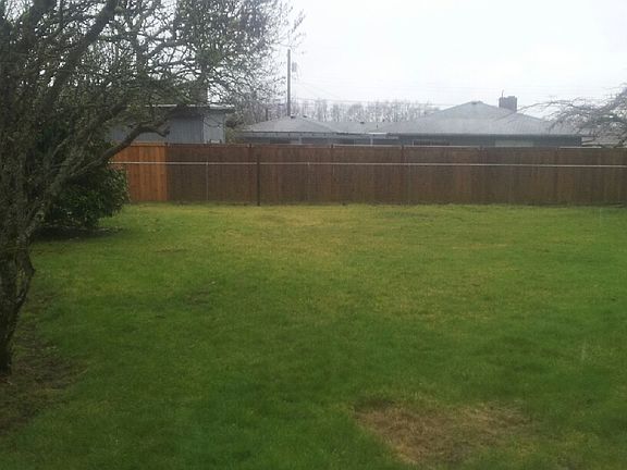3rd image of 2644 McKinley Pl SE