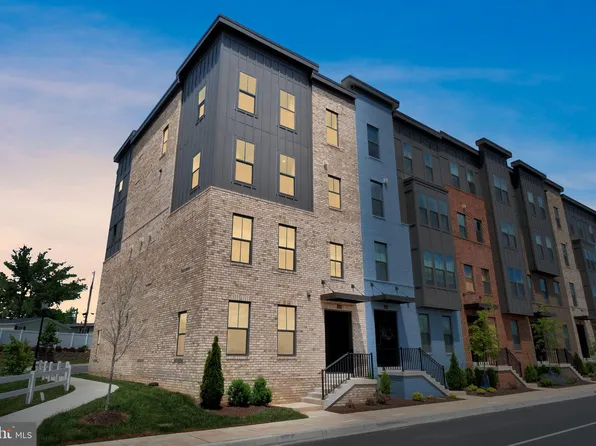 10056 American Pharoah Ln #66, Laurel, MD 20723