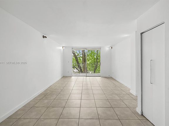 3rd image of 680 NE 64th St APT A300
