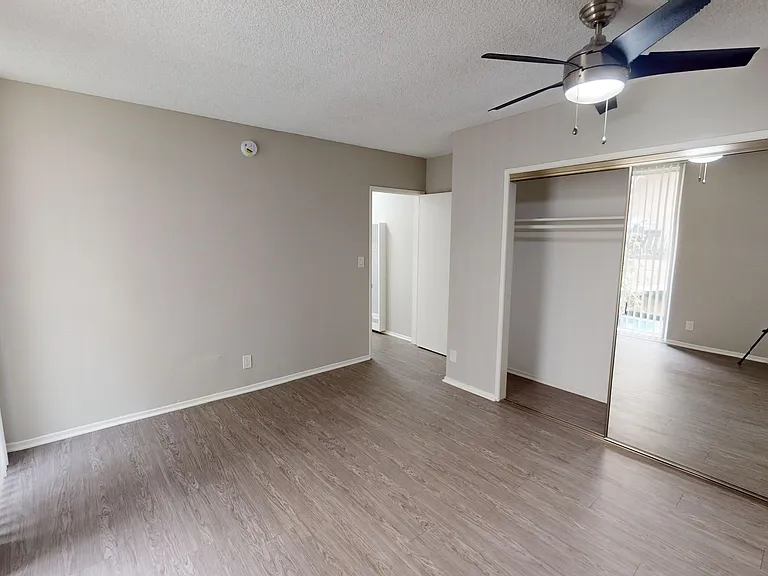 950 South St — Photo 17