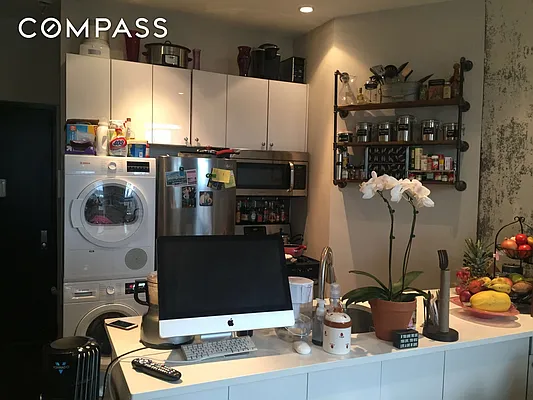 Rented by Compass | media 28