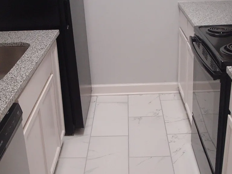 320 Sloan Rd — Photo 9