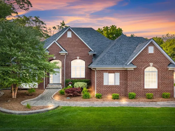53 Evaline Ave, Troy, MI 48085