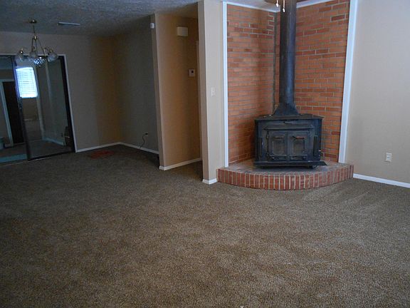 2nd image of 4001 W Grand Ave
