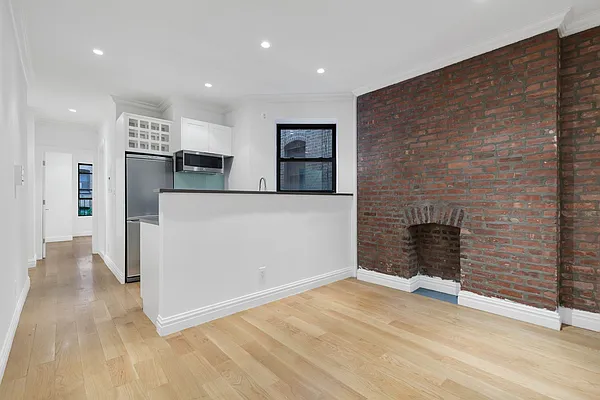 Rented by Cooper & Cooper Real Estate | media 65