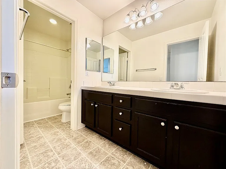 38129 Turning Leaf Ct — Photo 38