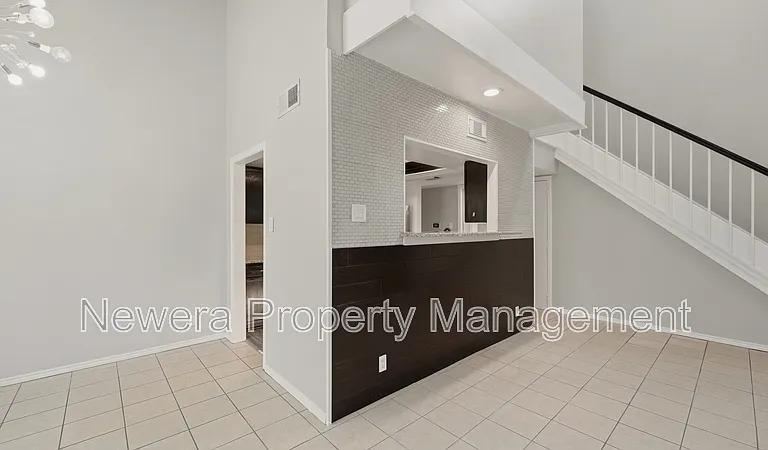 8515 Echo Creek Ln #1 — Photo 4