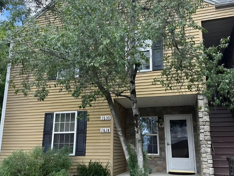 2828 Buxton Ct — Photo 2