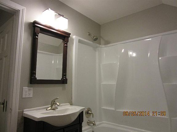 5th image of 821 Westminster Pl