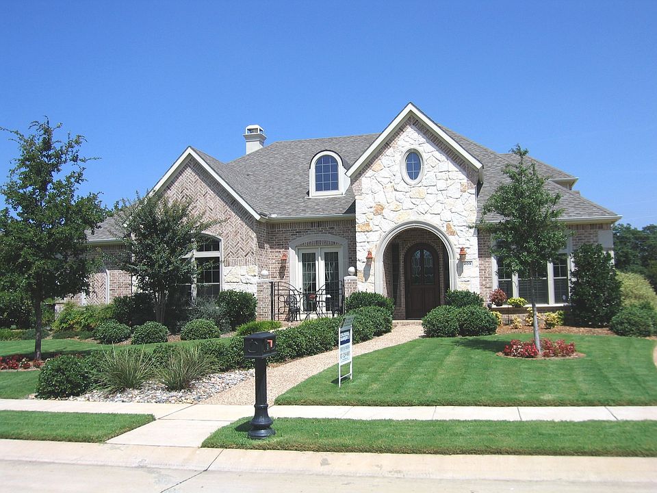 1st image of 209 Stockton Dr
