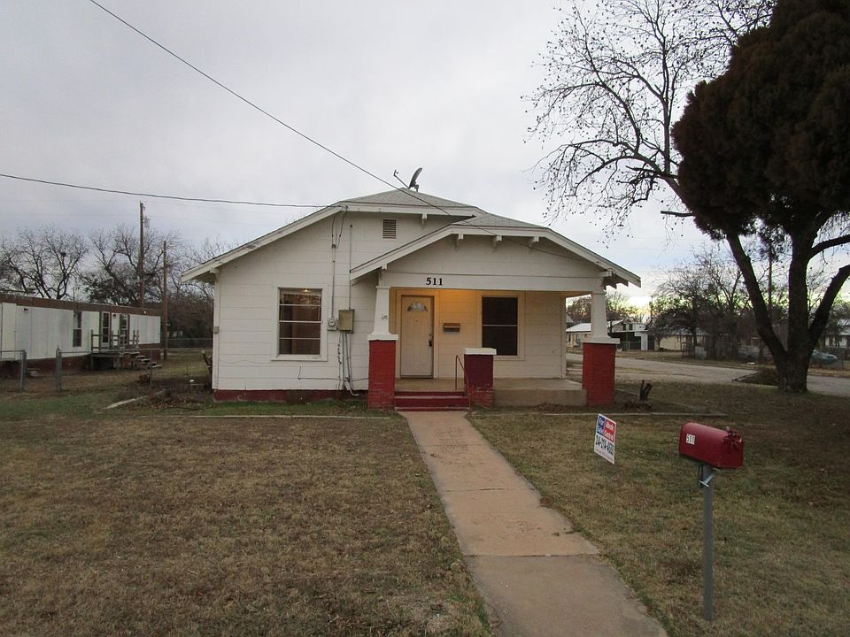 1st image of 511 N Avenue E