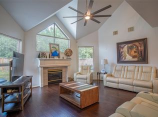 9434 Barretts Glen Ct, Houston, TX 77065