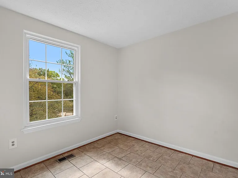 14205 Castlemoor Ct — Photo 10