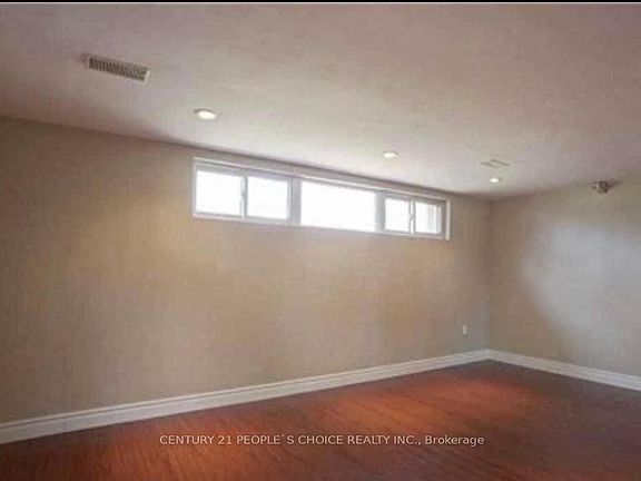 5th image of 11 Abbeville Rd #Basement
