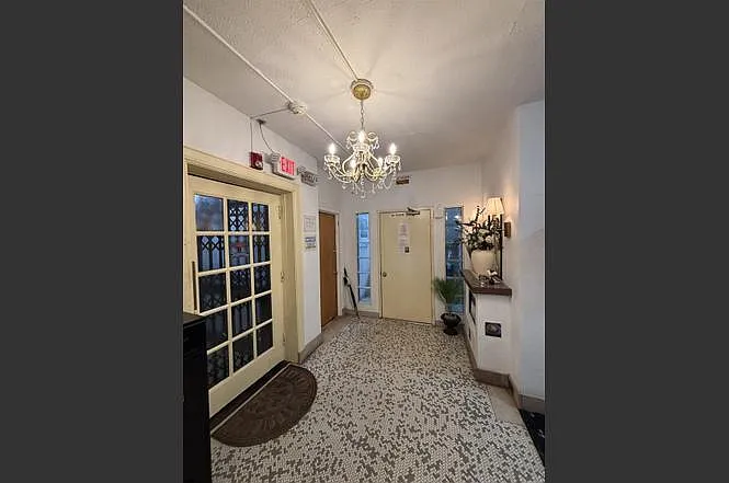 1 bed, 500 sqft, $1,550 — Photo 2