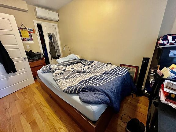 5th image of 832 Dorchester Ave #3