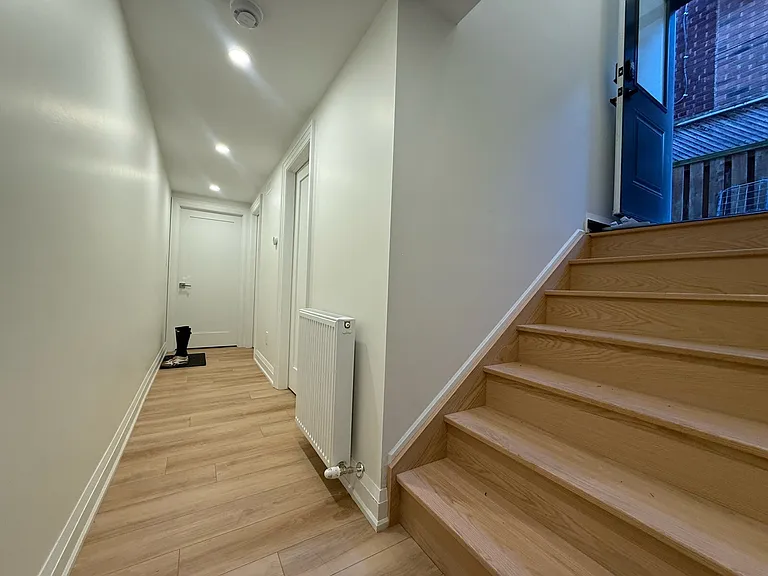272 High Park Ave — Photo 12